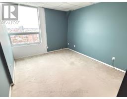 1901 - 389 DUNDAS STREET - 19