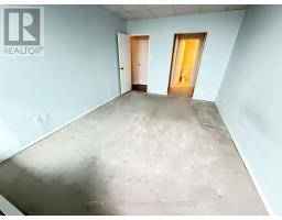 1901 - 389 DUNDAS STREET - 26