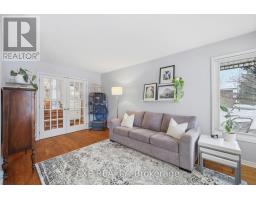 125 GIBSON CRESCENT - 11