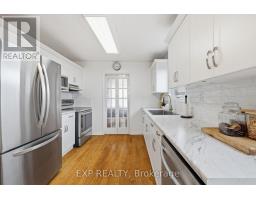 125 GIBSON CRESCENT - 18