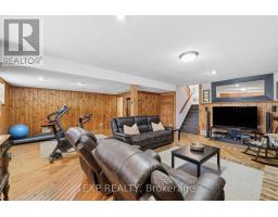 125 GIBSON CRESCENT - 29