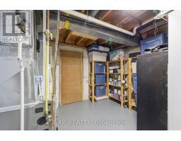 125 GIBSON CRESCENT - 38