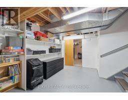 125 GIBSON CRESCENT - 39