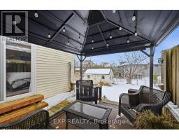 125 GIBSON CRESCENT - 40