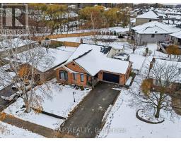 125 GIBSON CRESCENT - 46