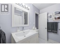 125 GIBSON CRESCENT - 7