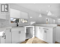 133 EMERY STREET E - 15