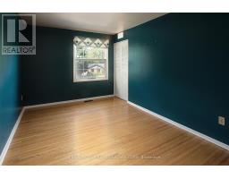 42 NAOMEE CRESCENT - 16