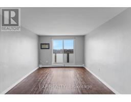 811 - 583 MORNINGTON AVENUE - 12