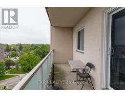 811 - 583 MORNINGTON AVENUE - 32