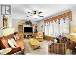 37 VIRGINIA CRESCENT - 26