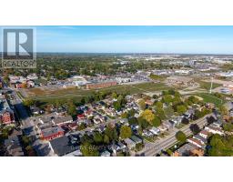 11 FOREST AVENUE - 23