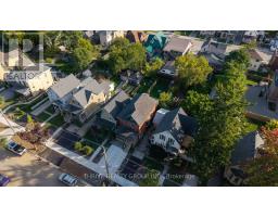 11 FOREST AVENUE - 26