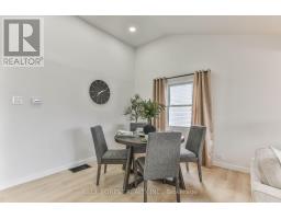 32 MARY STREET E - 15