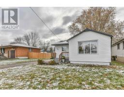 32 MARY STREET E - 3