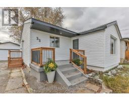 32 MARY STREET E - 4