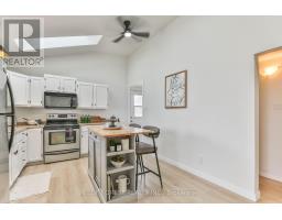 32 MARY STREET E - 9