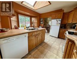 21622 DUNDONALD ROAD - 23