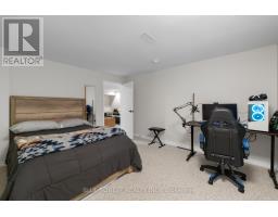 6977 LAMBETH WALK - 34