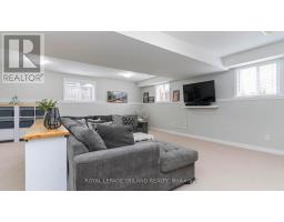 6 CIRCLEWOOD DRIVE - 31