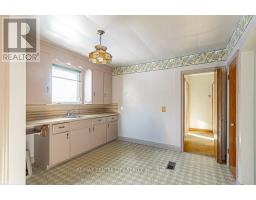 1429 BRYDGES STREET - 10