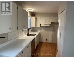 3 - 40 FAIRFAX COURT - 5