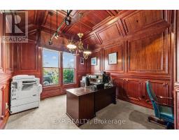 569 FRANKLINWAY GATE - 18