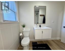 914 HAGLE STREET - 10