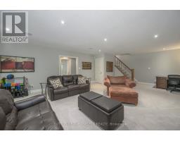 57 - 765 EAGLETRACE DRIVE - 33