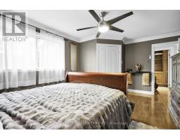 443 SANDRINGHAM CRESCENT - 23