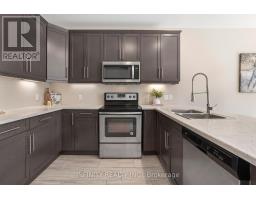 2018 CLAYRIDGE WAY - 10