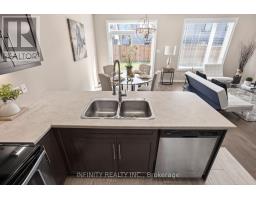2018 CLAYRIDGE WAY - 11