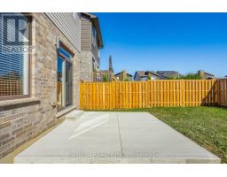 2018 CLAYRIDGE WAY - 38