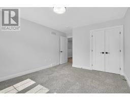 422 OLD WONDERLAND ROAD - 27