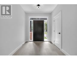 422 OLD WONDERLAND ROAD - 3