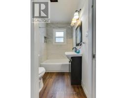 520 HIGHBURY AVENUE N - 12