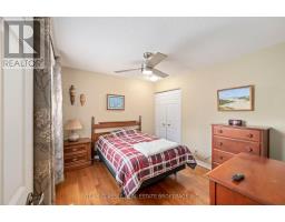 41 - 55 FIDDLERS GREEN ROAD - 19