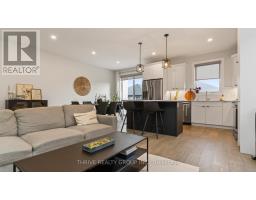 30 - 383 DAVENTRY WAY - 14