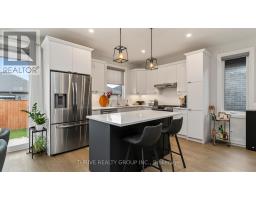 30 - 383 DAVENTRY WAY - 16