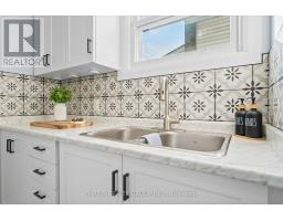 204 WELLINGTON STREET - 16