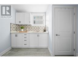 204 WELLINGTON STREET - 17