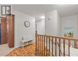 50 QUEENSWAY DRIVE - 11