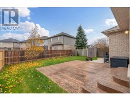 50 QUEENSWAY DRIVE - 36