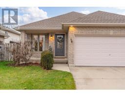 50 QUEENSWAY DRIVE - 4