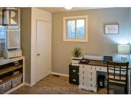 1748 MCKENZIE STREET - 22