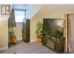 1748 MCKENZIE STREET - 30