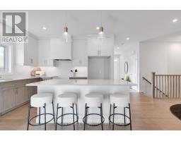 8 HARTLAND CIRCLE - 17