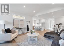 8 HARTLAND CIRCLE - 24