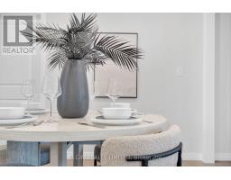 8 HARTLAND CIRCLE - 31