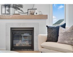 8 HARTLAND CIRCLE - 32